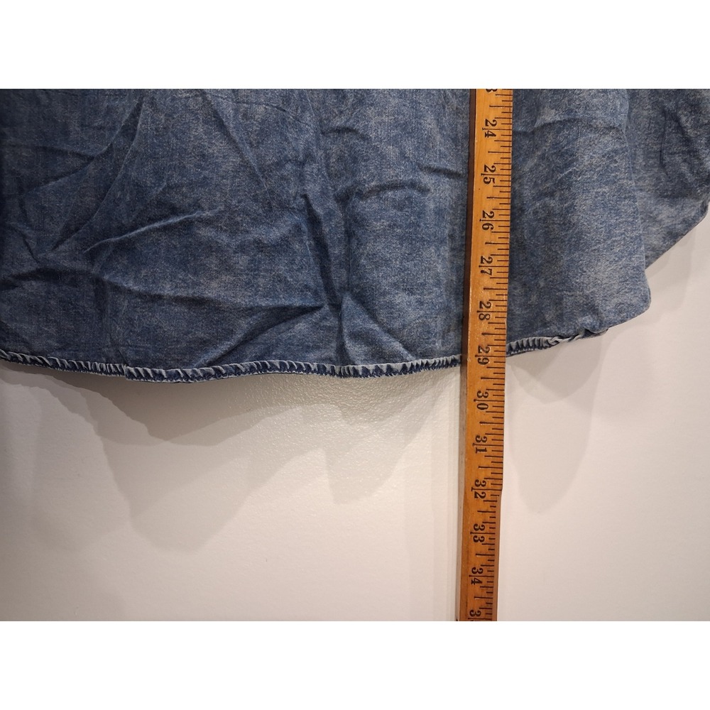 Jane + Delancey Womens 2X Blue Acid Wash Lyocell Pintuck Roll Tab Button Top - Picture 5 of 7